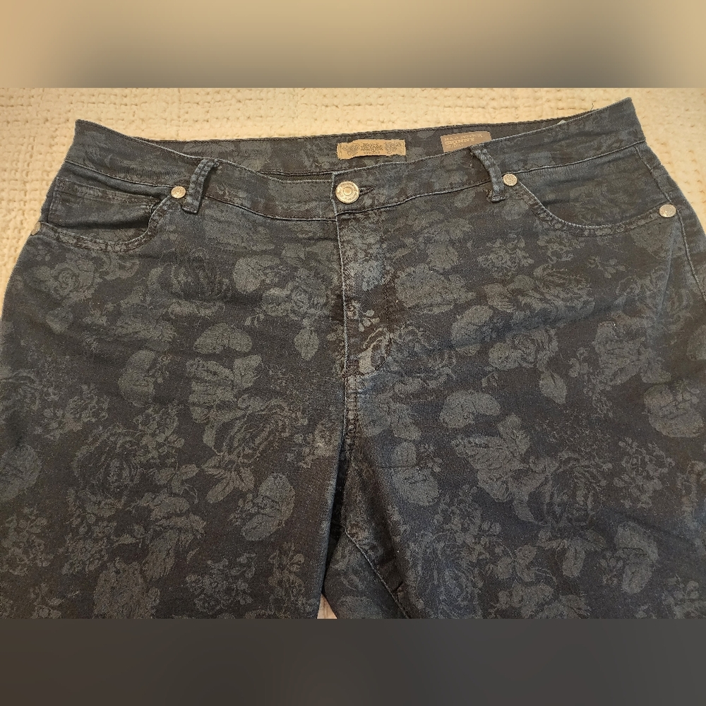 Nine West Vintage America Floral Patterned Dark Blue Jeans 5 Pocket Sz 33/16W